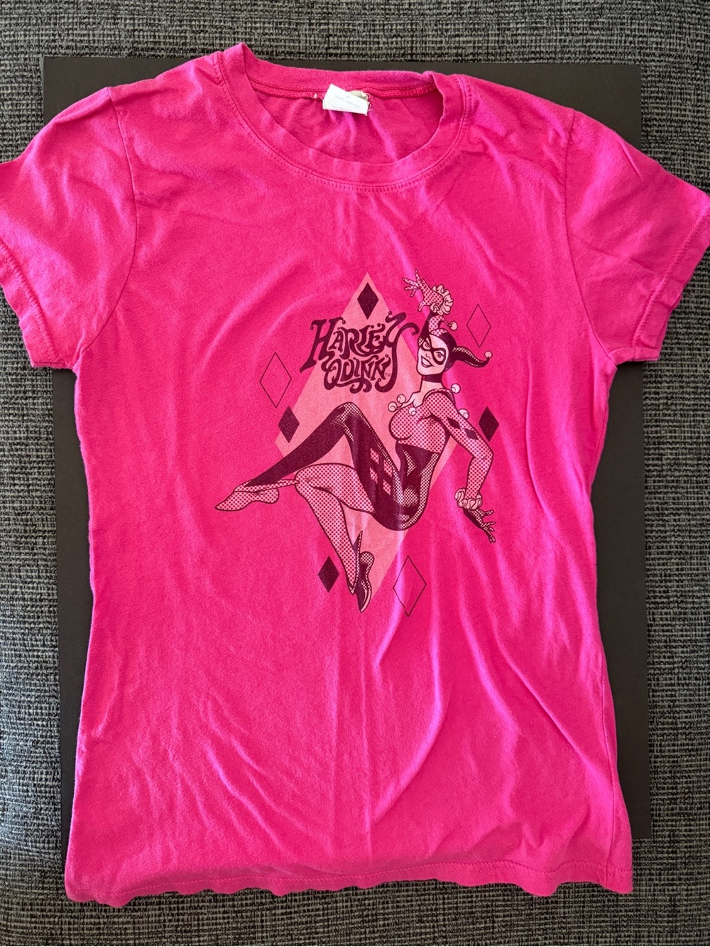 DC Comics Harley Quinn Pink Junior Size L T-Shirt